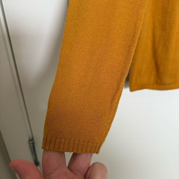 Simply Vera Vera Wang Cardigan Womens Sz XS Mustard Button Front Casual Colorful - Picture 3 of 11